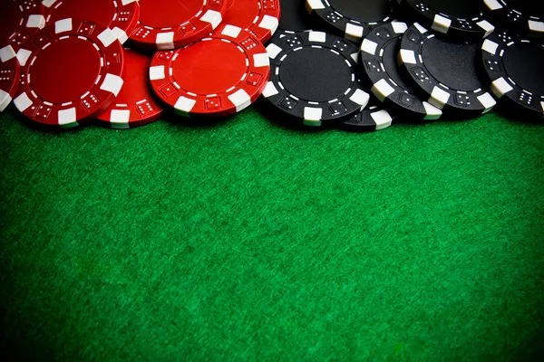 ugbet app showing live-dealer blackjack and roulette tables